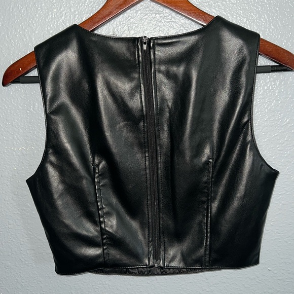 7 For All Mankind Leather Crop Top - Picture 3 of 4